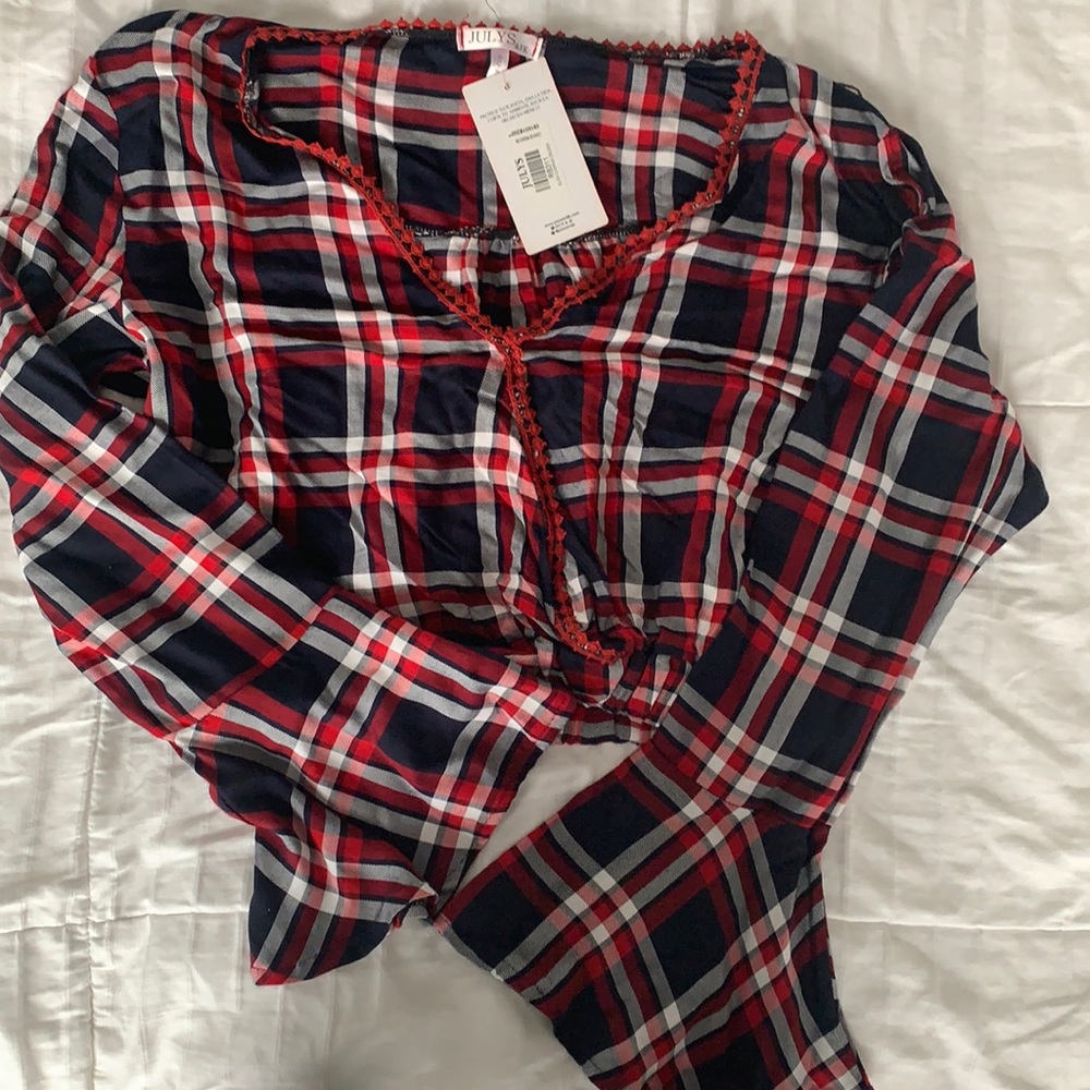Brand new cropped flannel